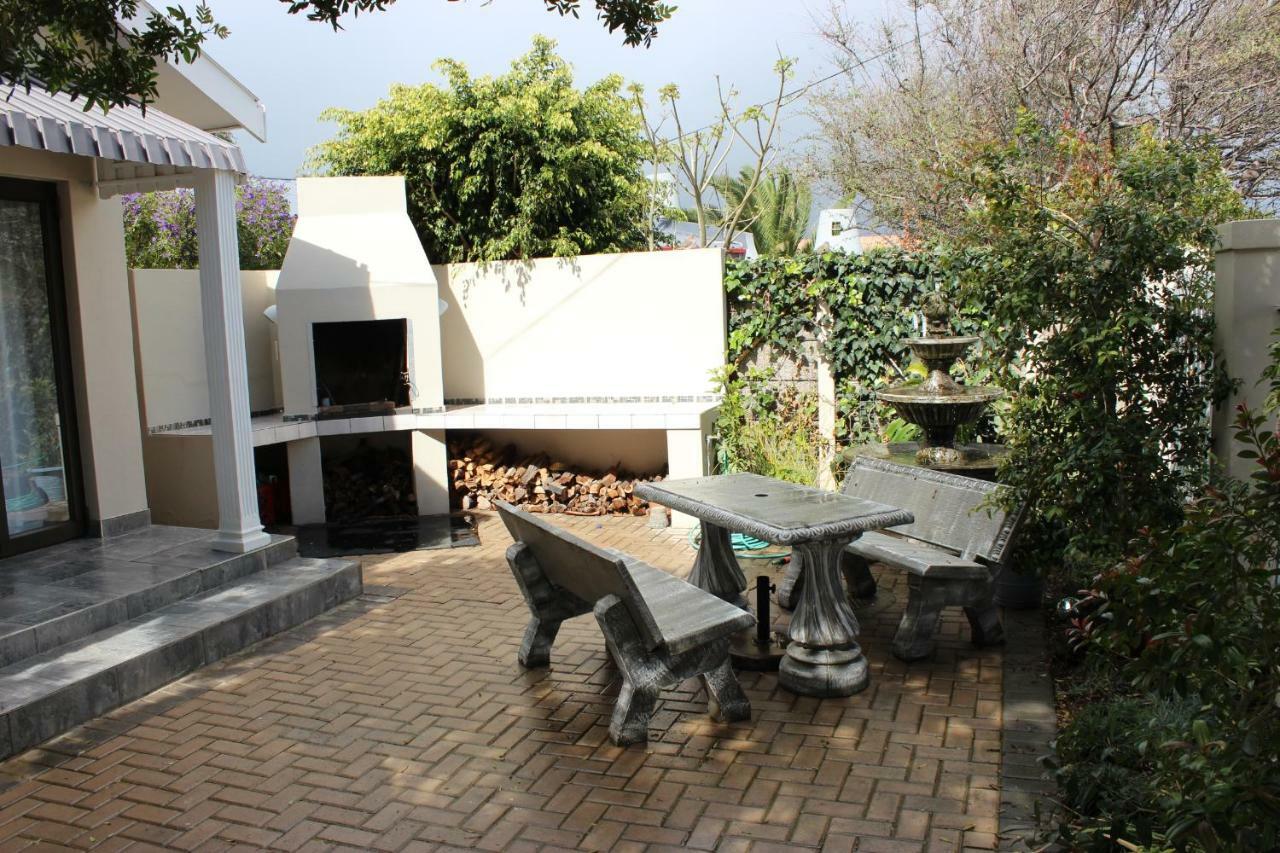 Metime Guesthouse & Self Catering Hartenbos Exterior photo
